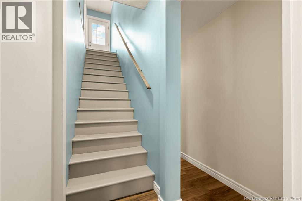 1673 Amirault Street - 14