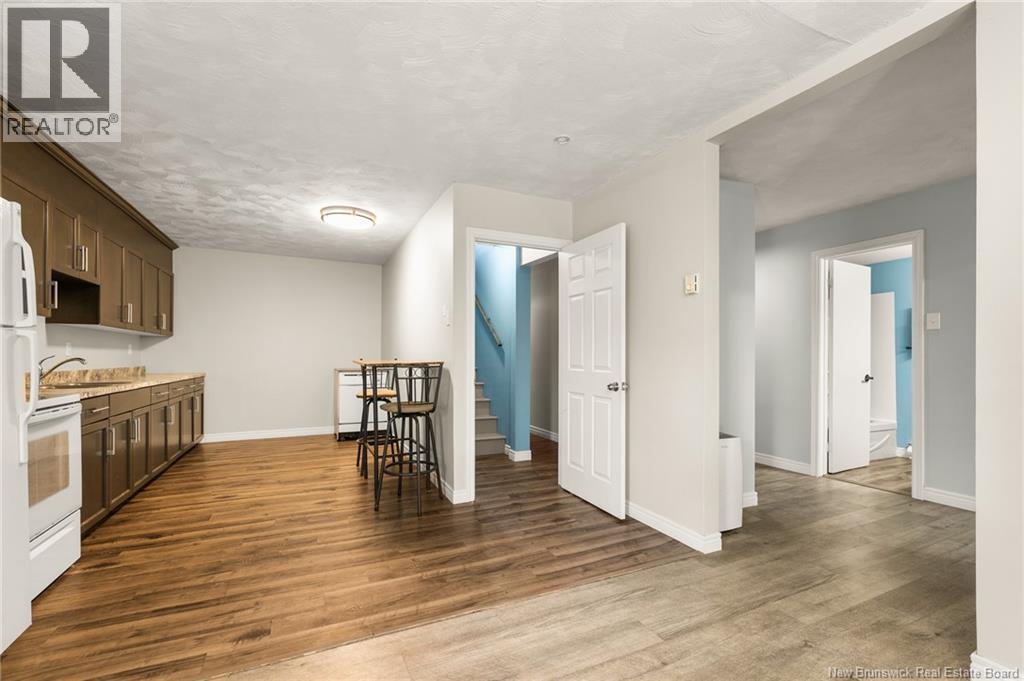 1673 Amirault Street - 19