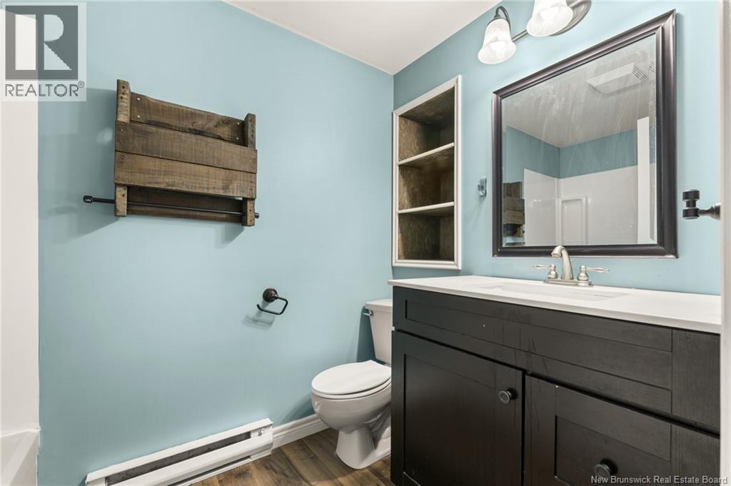 1673 Amirault Street - 23