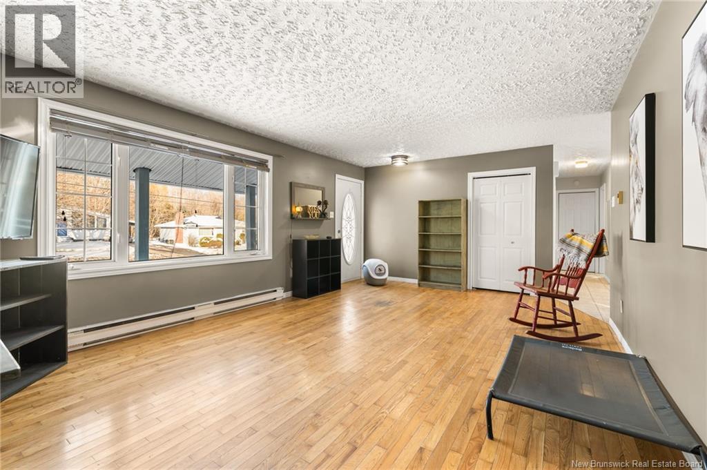 1673 Amirault Street - 3