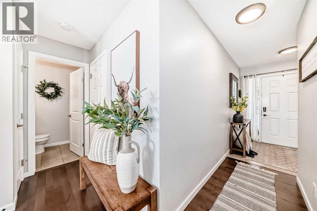 117 Sunset Common, Cochrane