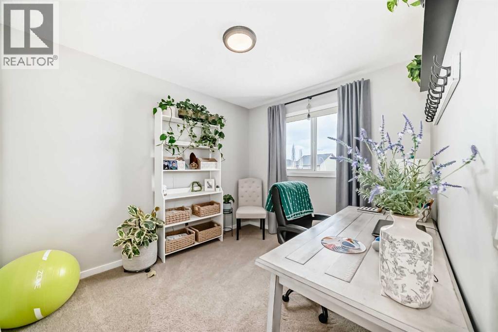 117 Sunset Common, Cochrane