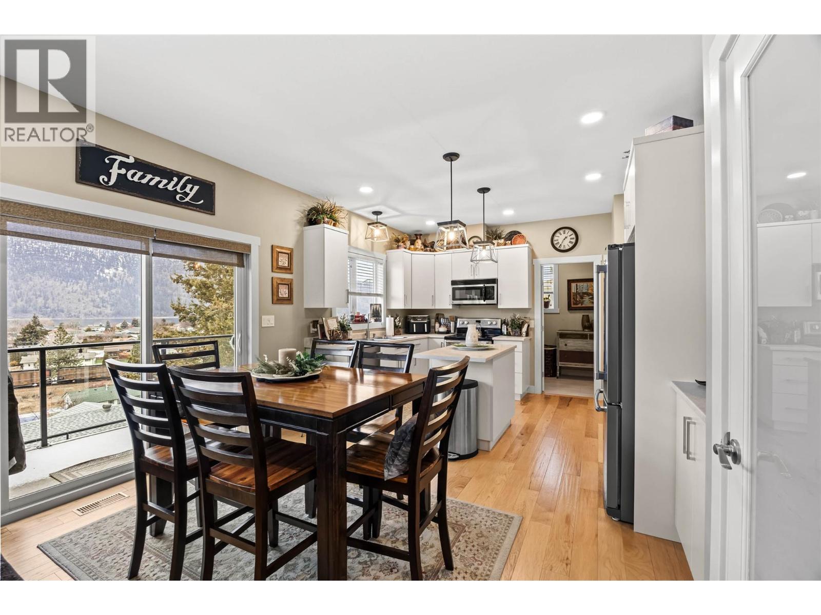 1200 Montgomery Place, Chase