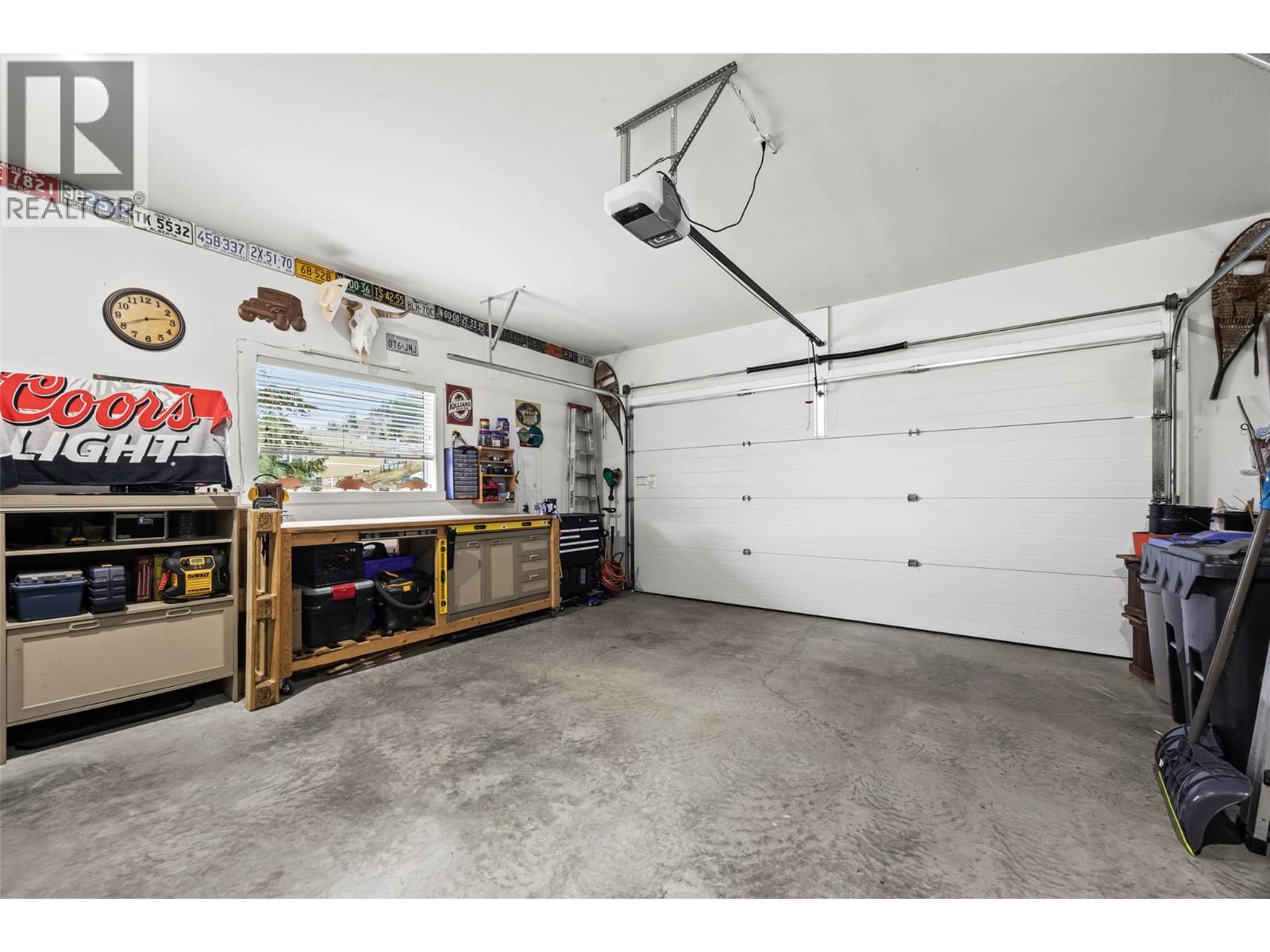 1200 Montgomery Place, Chase