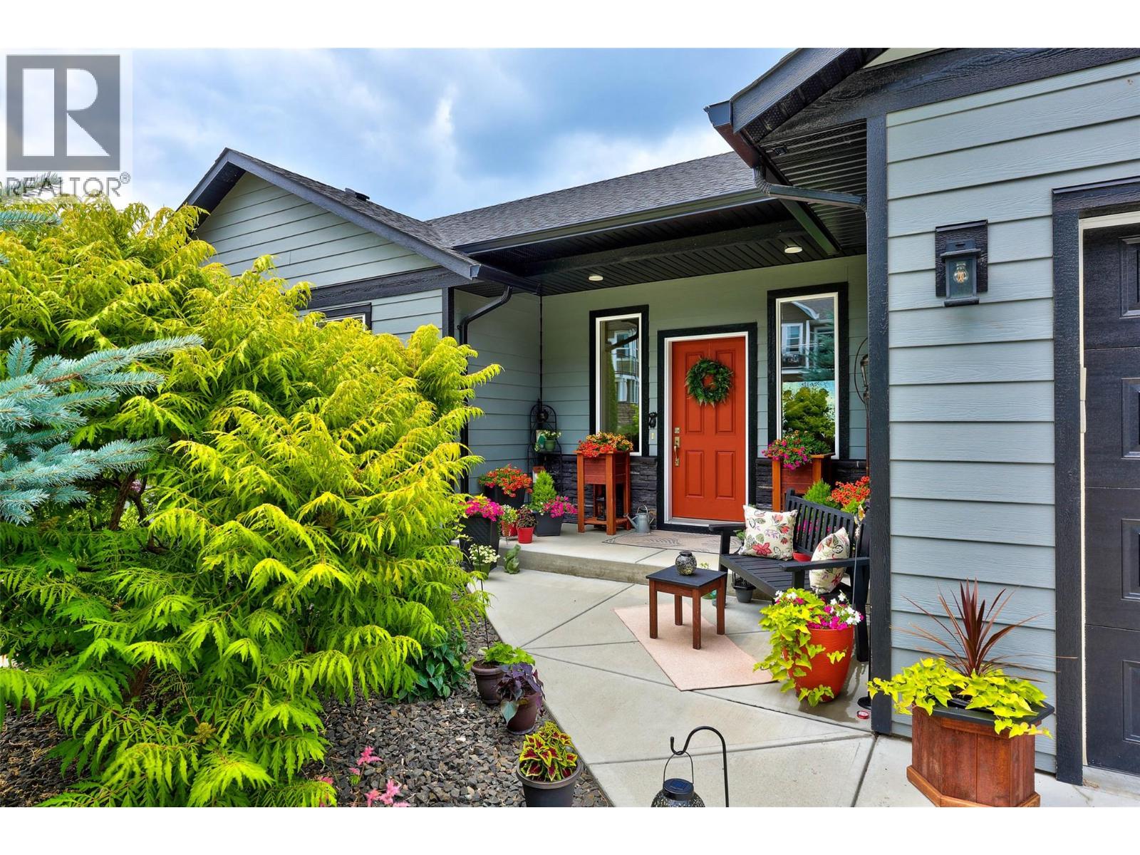 1200 Montgomery Place, Chase