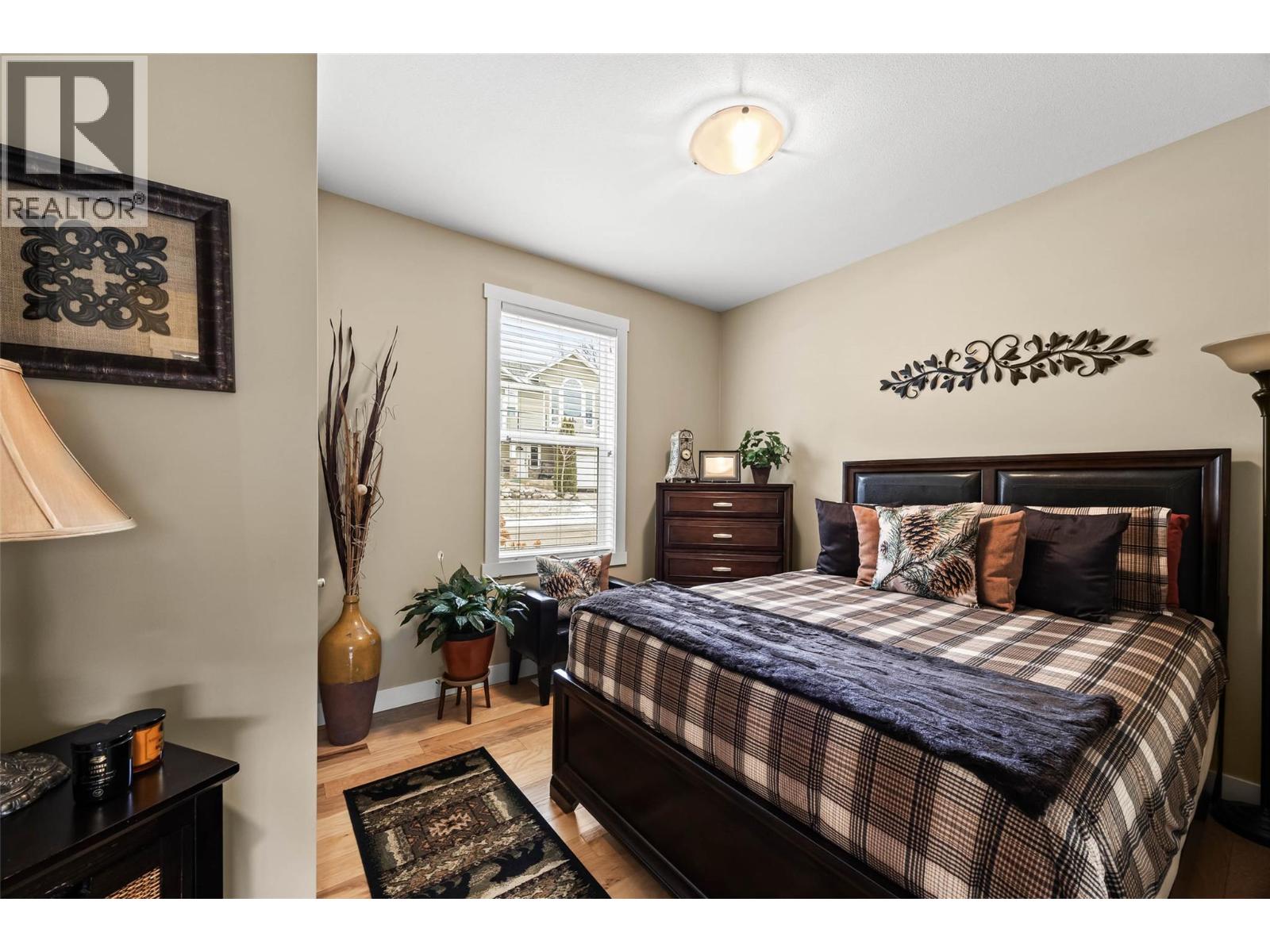 1200 Montgomery Place, Chase