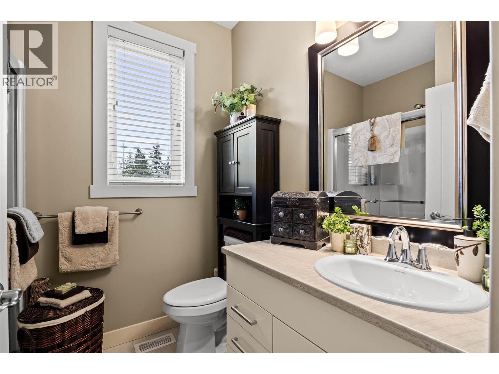 1200 Montgomery Place, Chase