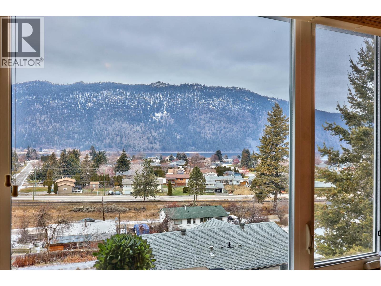 1200 Montgomery Place, Chase