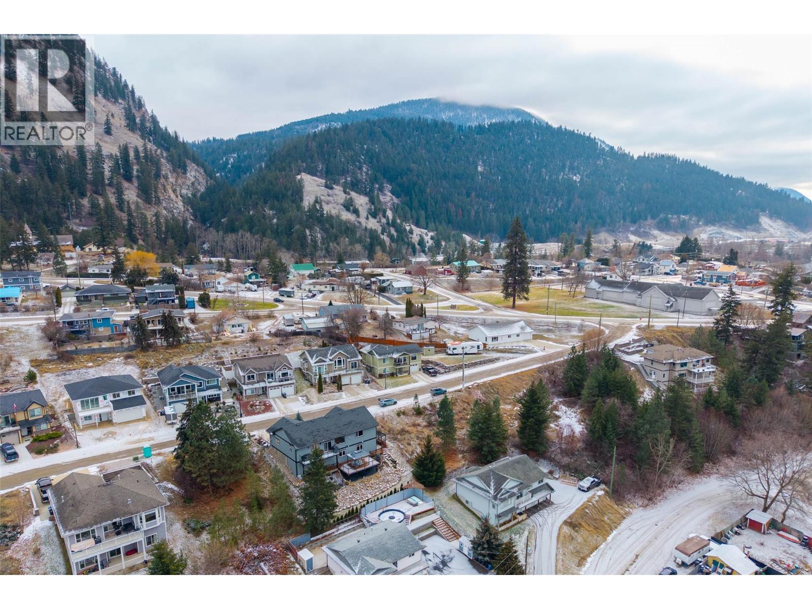 1200 Montgomery Place, Chase