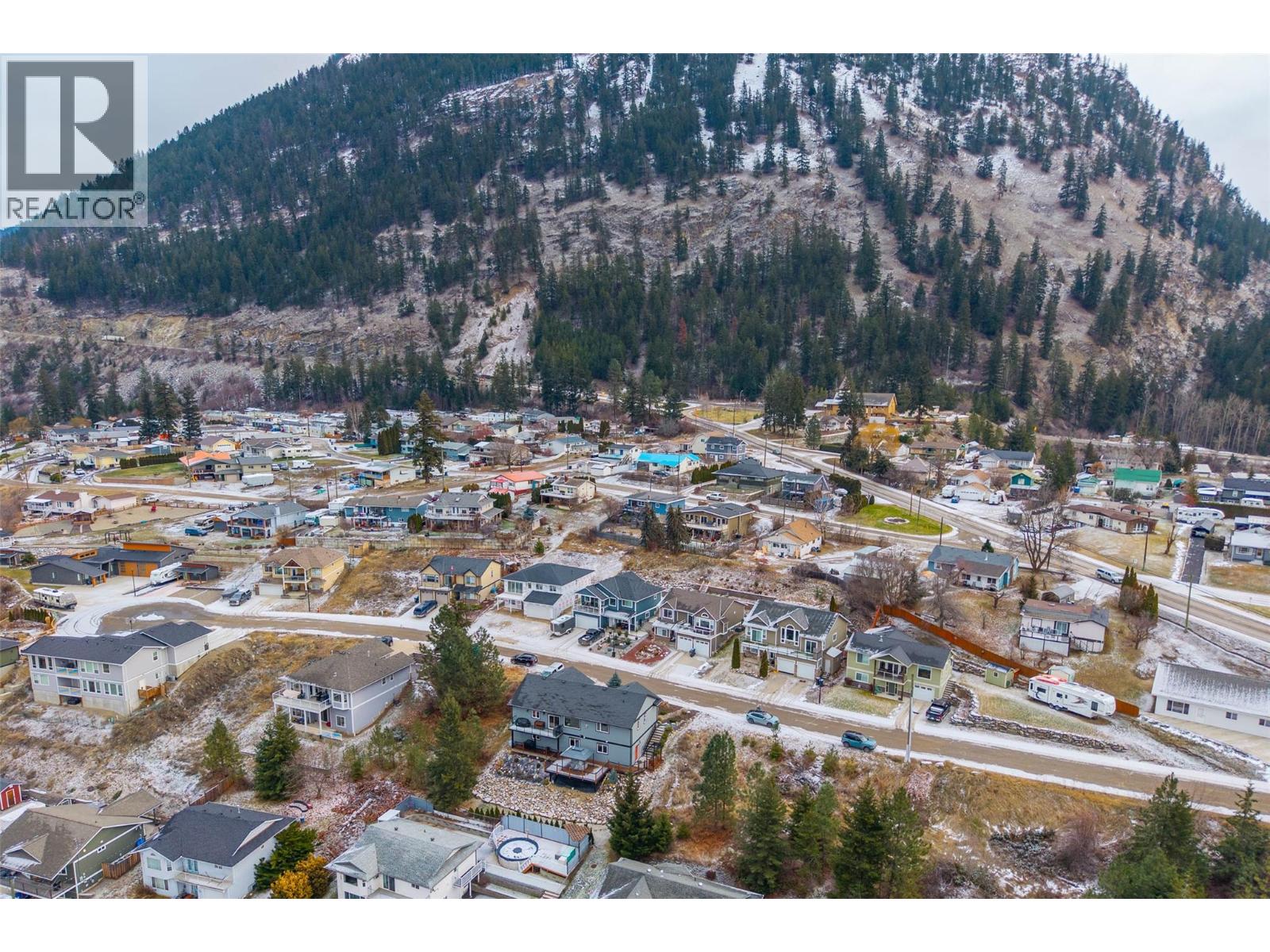 1200 Montgomery Place, Chase