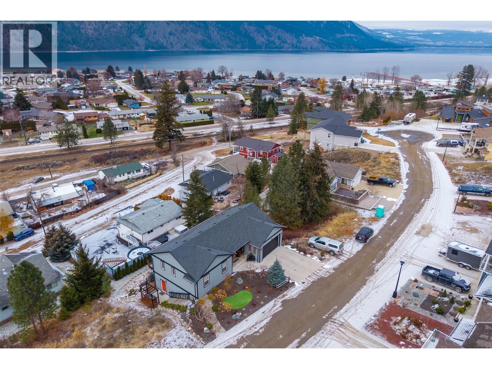 1200 Montgomery Place, Chase