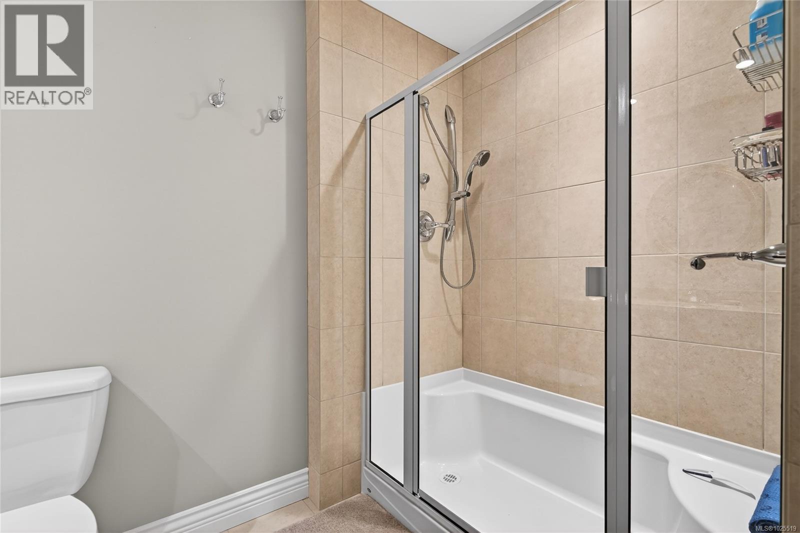 118 1807 Beaufort Ave, Comox