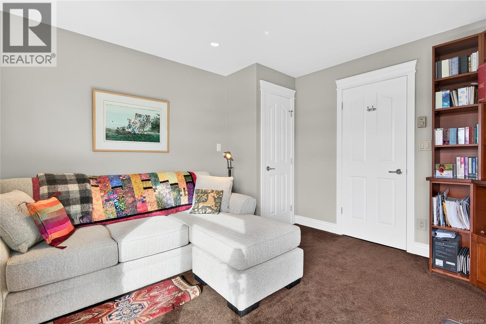 118 1807 Beaufort Ave, Comox