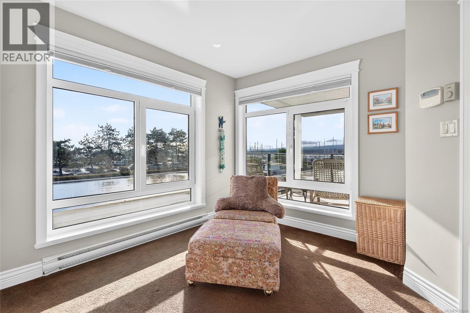 118 1807 Beaufort Ave, Comox