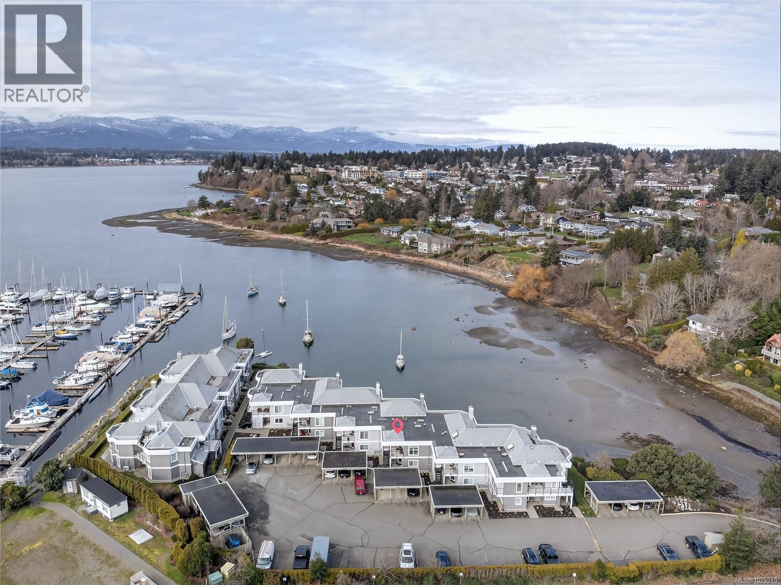 118 1807 Beaufort Ave, Comox