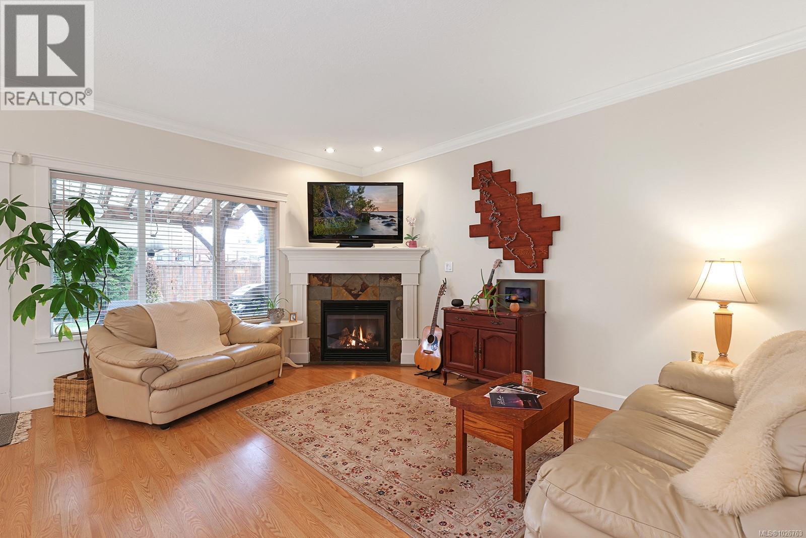 3311 Eighth St, Cumberland