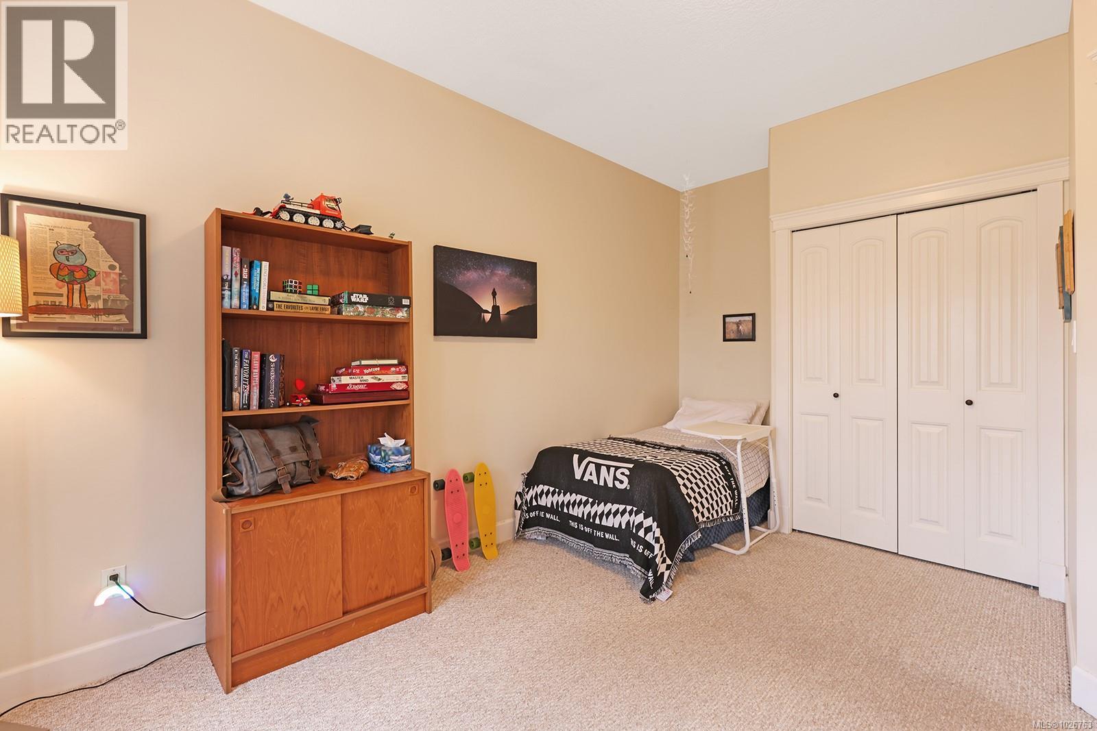 3311 Eighth St, Cumberland