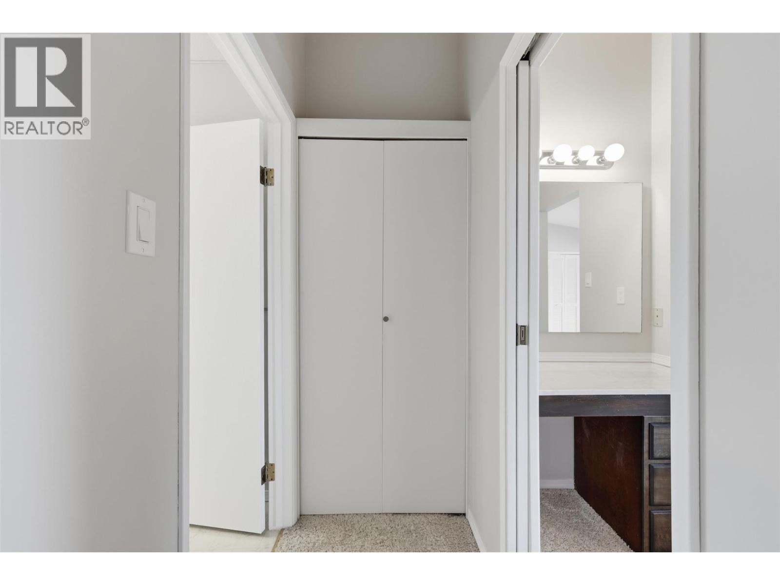 1555 SUMMIT Drive Unit# 14, Kamloops