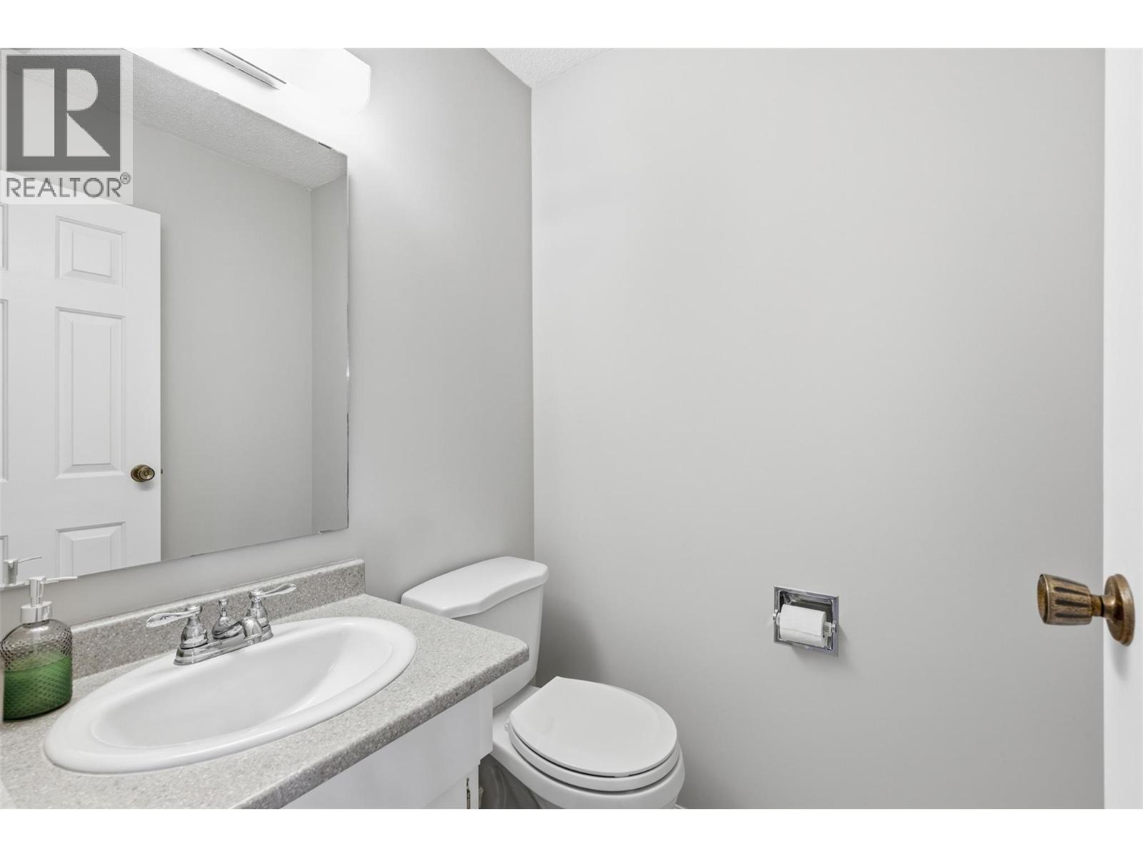 1555 SUMMIT Drive Unit# 14, Kamloops