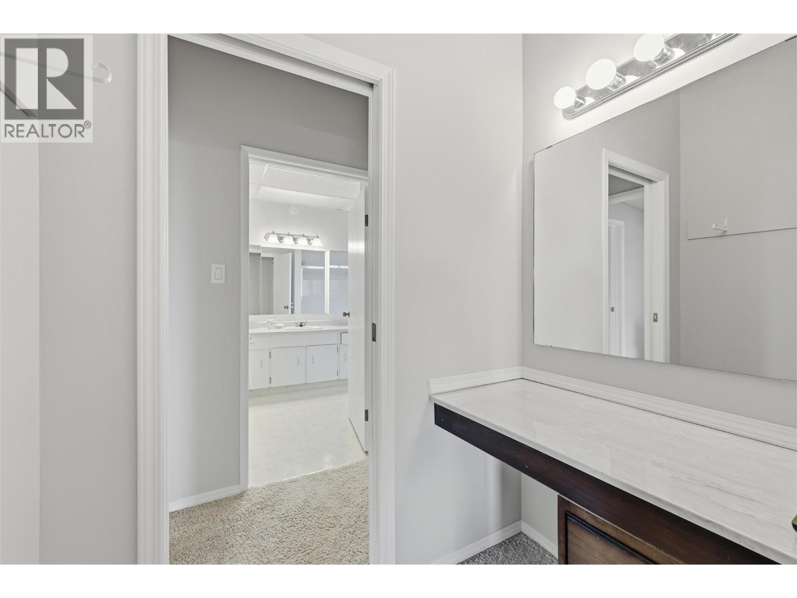 1555 SUMMIT Drive Unit# 14, Kamloops