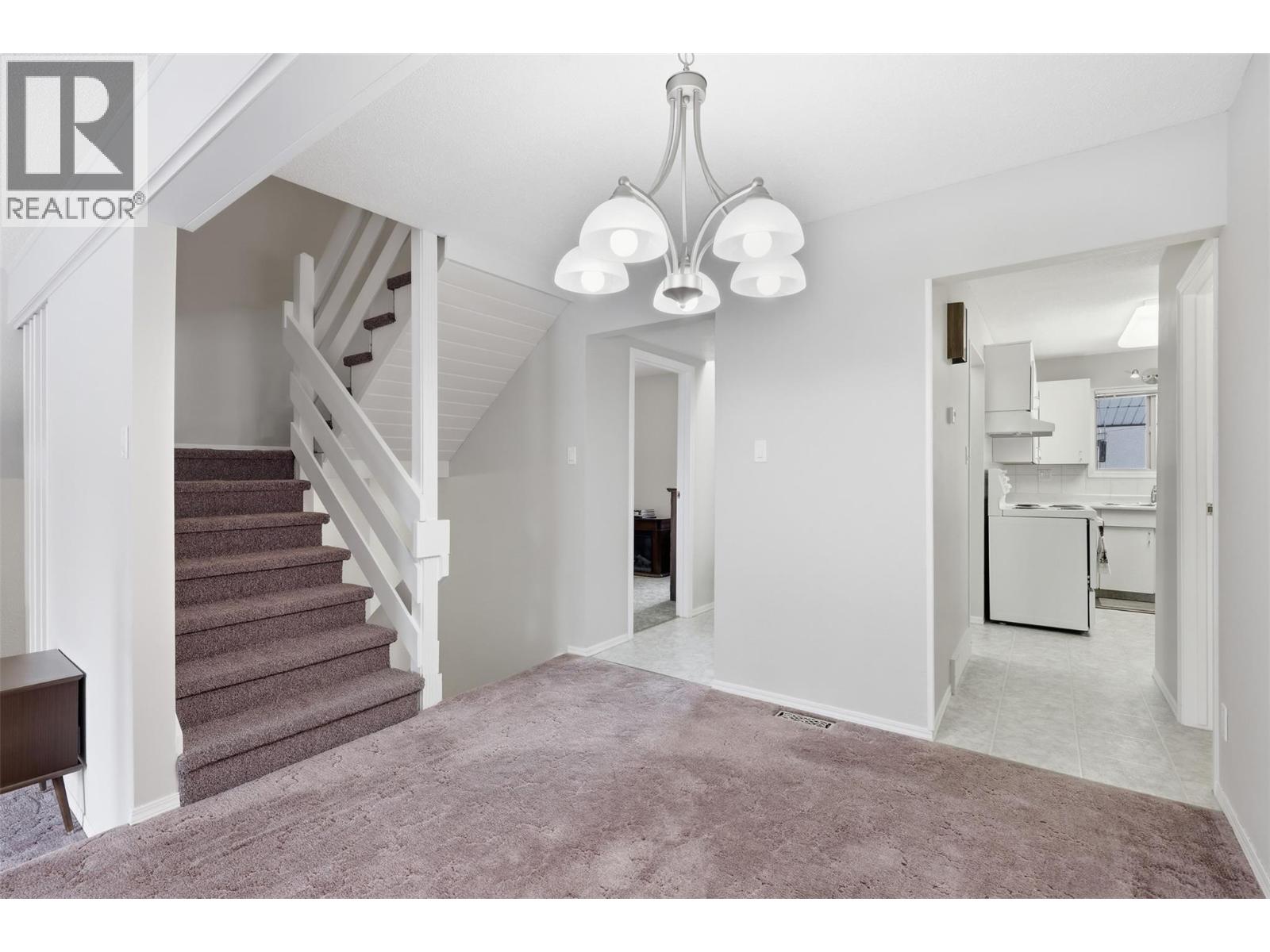 1555 SUMMIT Drive Unit# 14, Kamloops