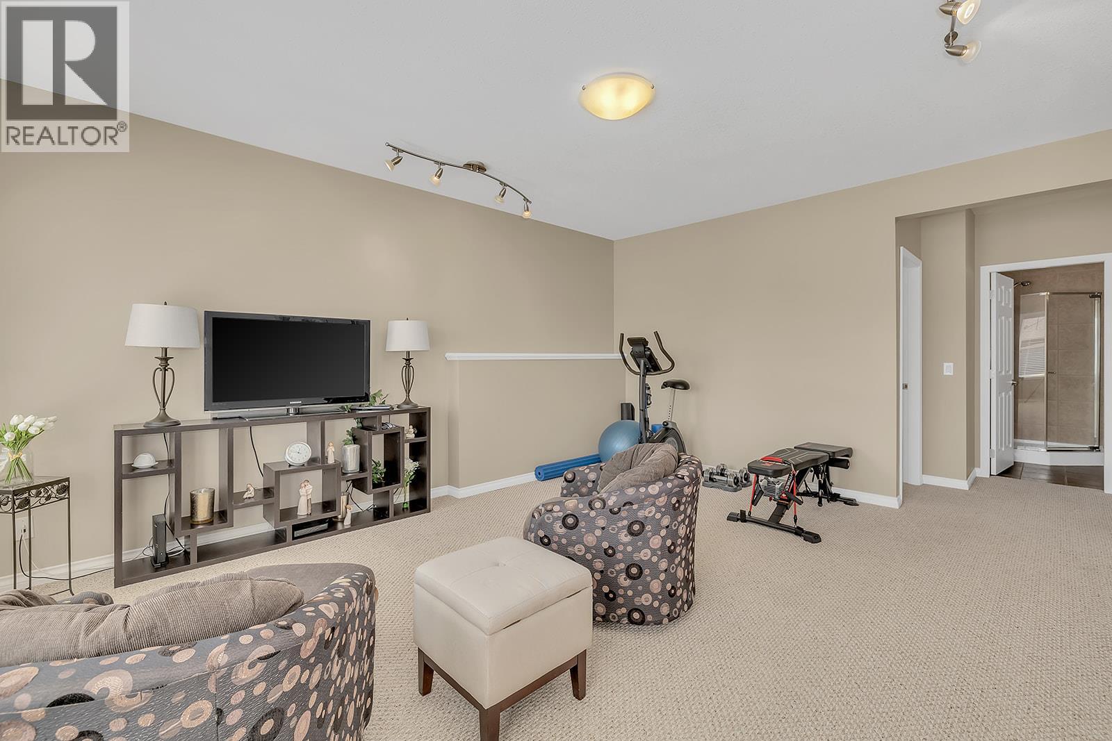  2040 Spyglass Way, West Kelowna