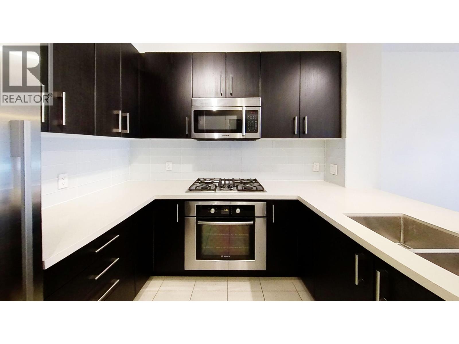 3xx 3163 RIVERWALK AVENUE