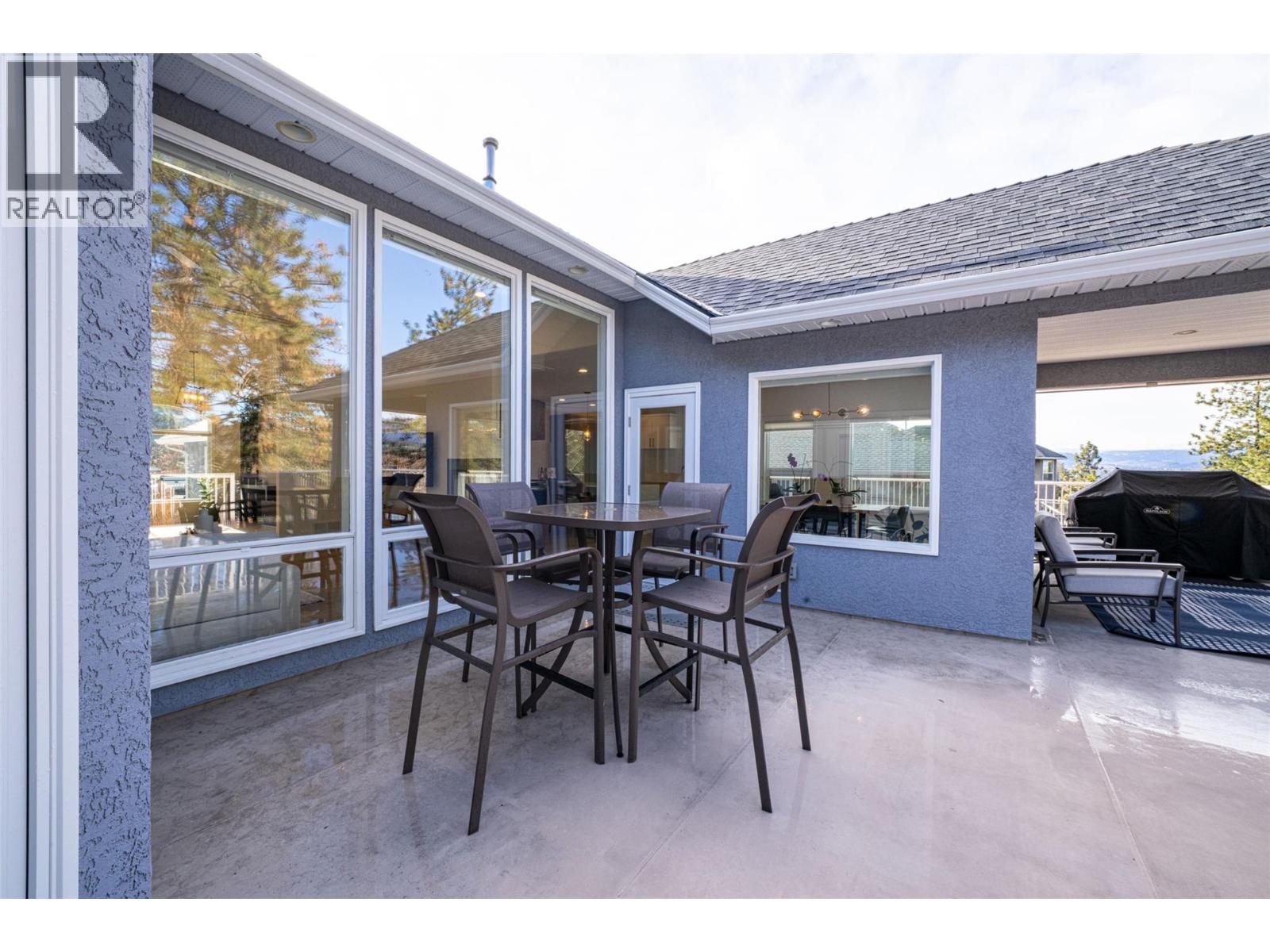  2102 Lillooet Court, Kelowna
