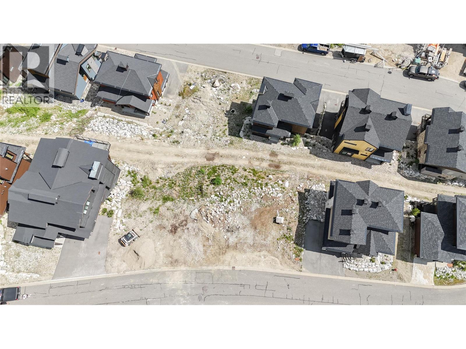  534 Feathertop Way, Big White