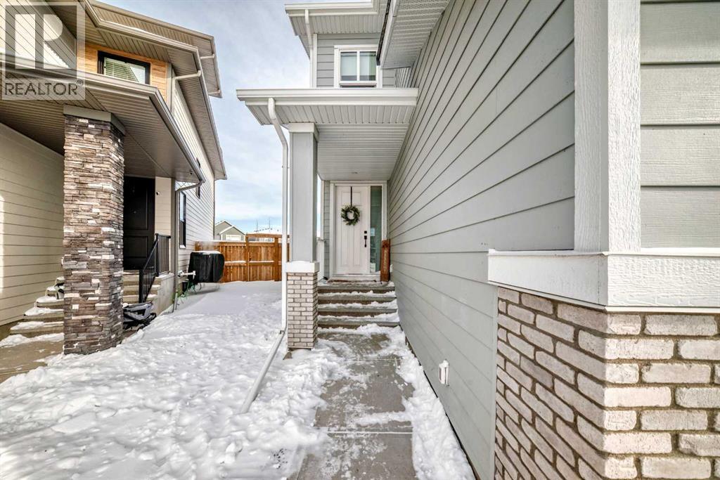 29 Cranbrook Mount SE - Photo 2 of 50, Calgary, Alberta