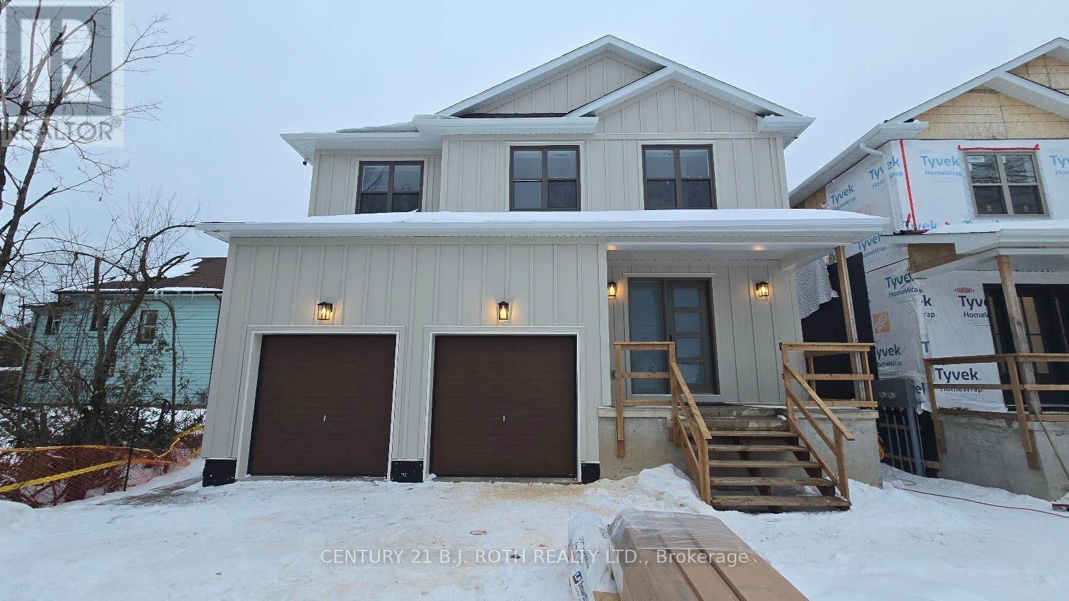 44 Calverley Street Upper