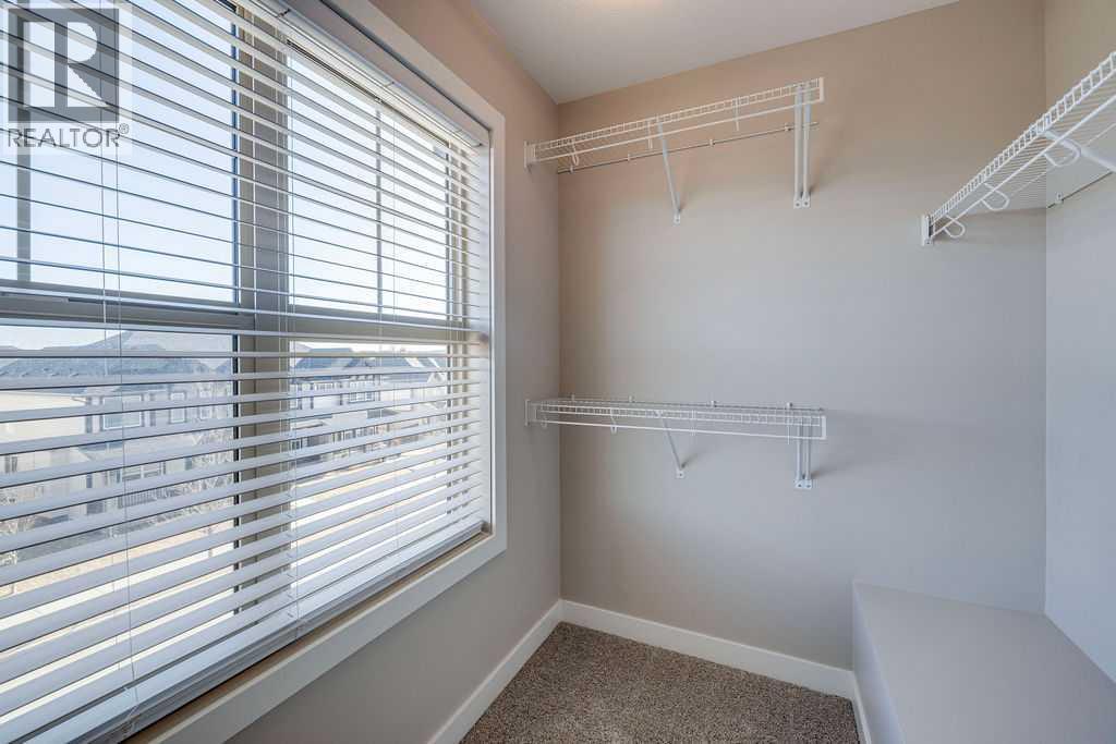 32 Horseshoe Crescent, Cochrane