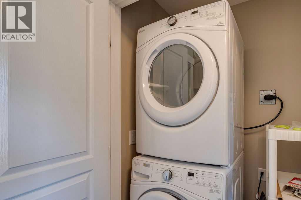 32 Horseshoe Crescent, Cochrane