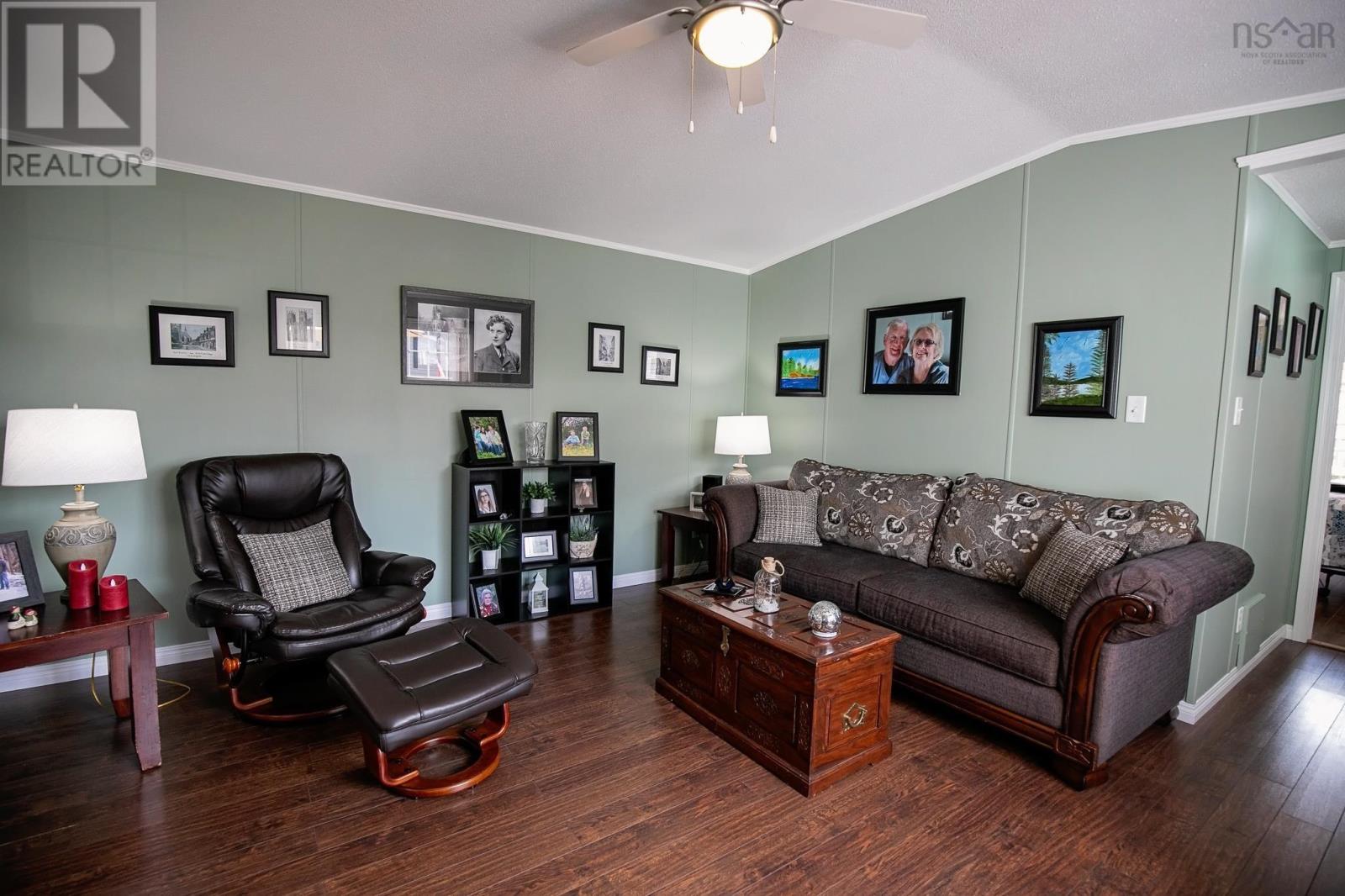 Property 22 of 38 of 50 Pinehurst Street