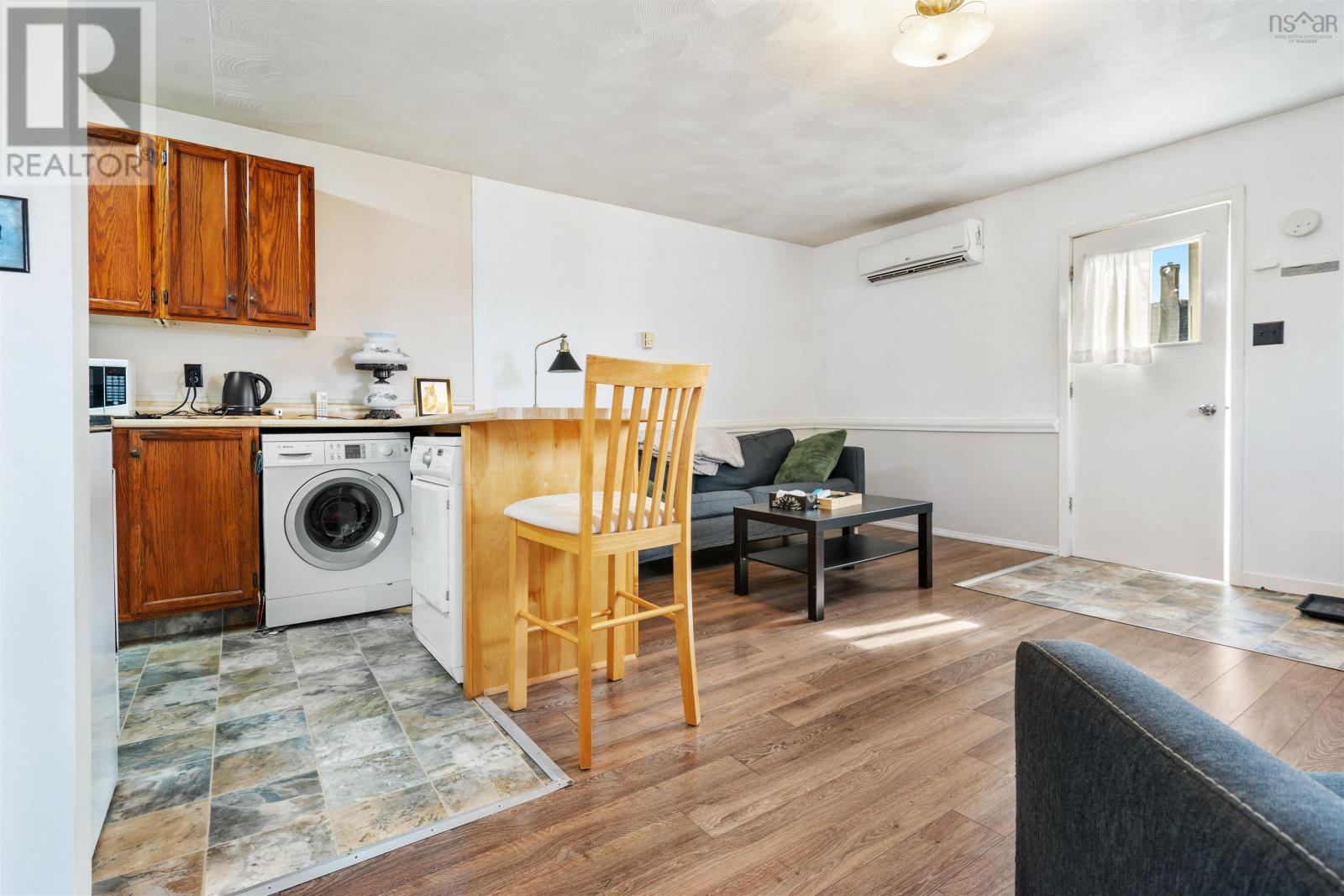 Property 37 of 49 of 90 High Street