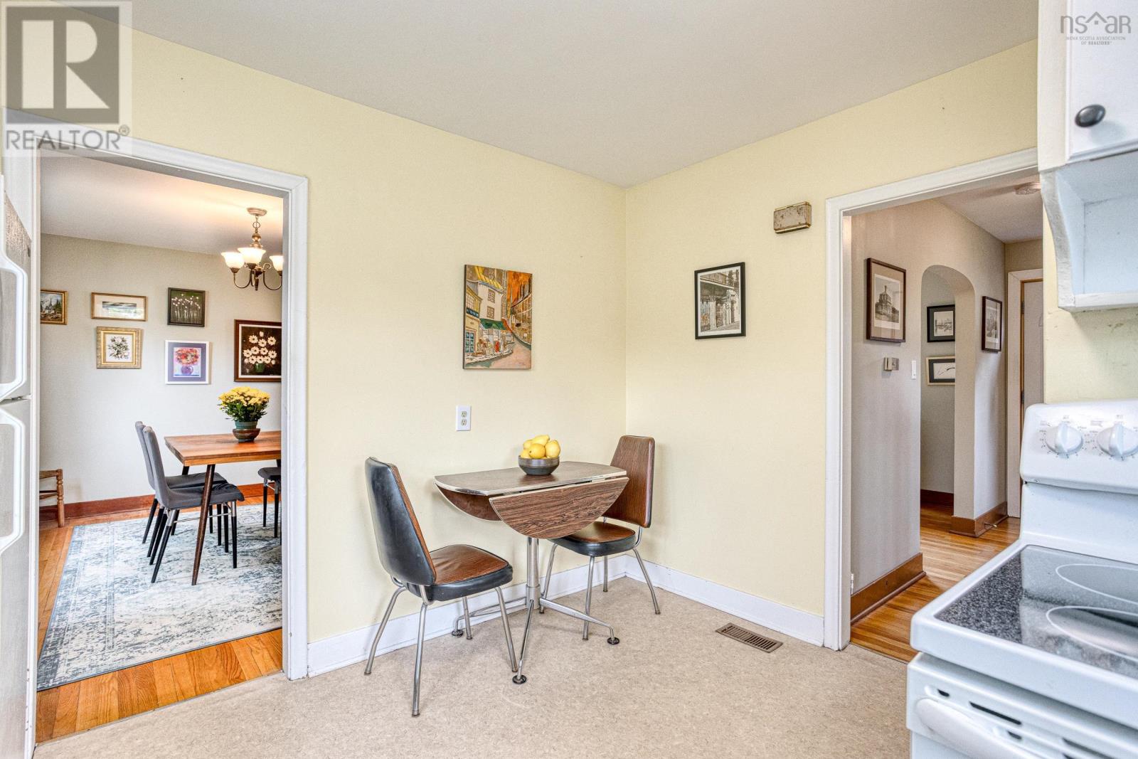 Property 19 of 30 of 38 Lawson Avenue