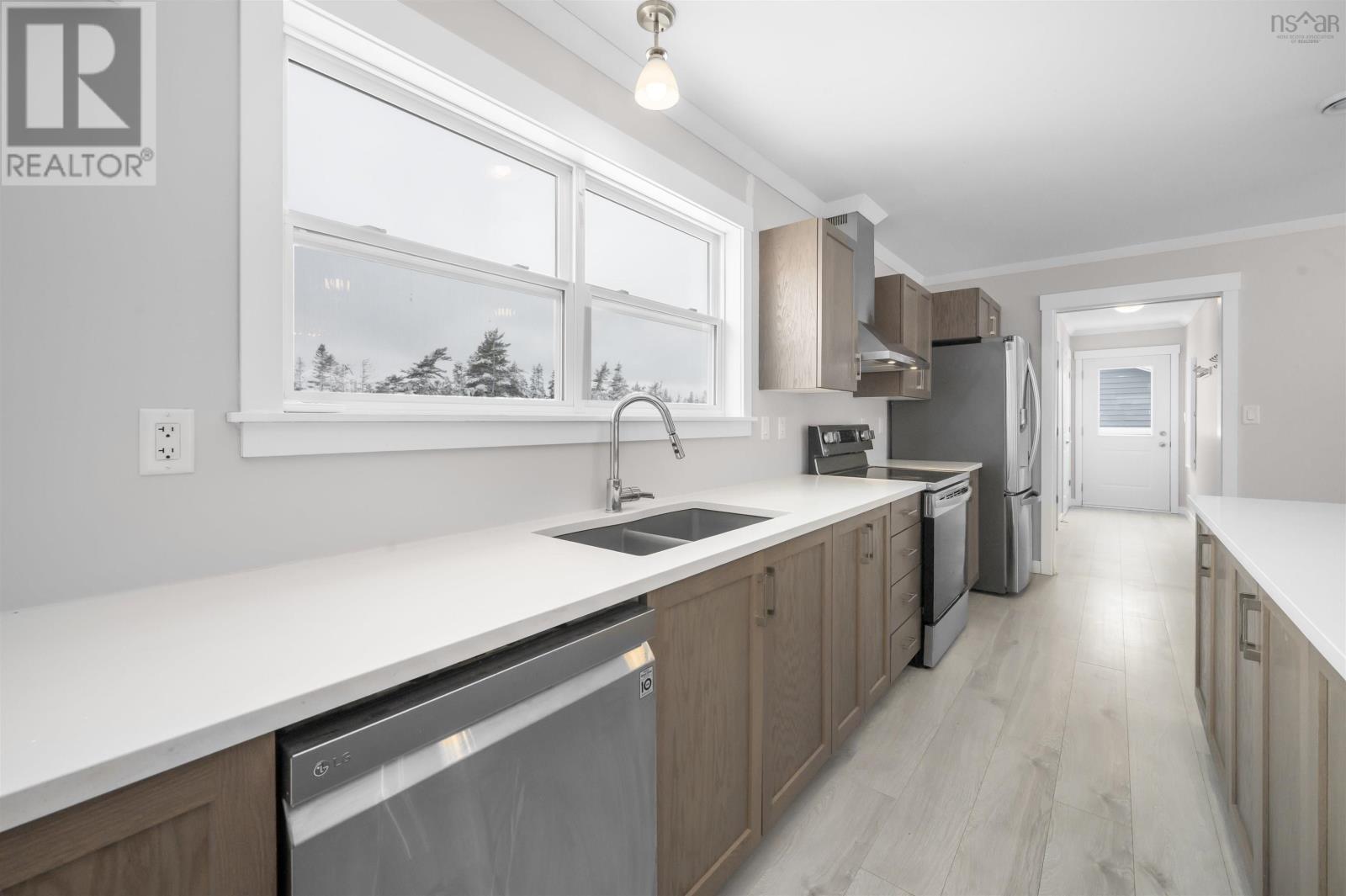 Property 15 of 32 of 32 Mossberry Close