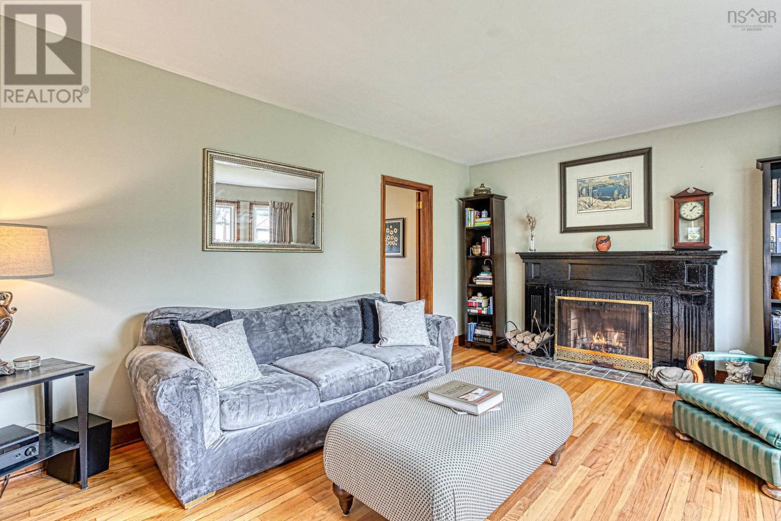 Property 9 of 30 of 38 Lawson Avenue