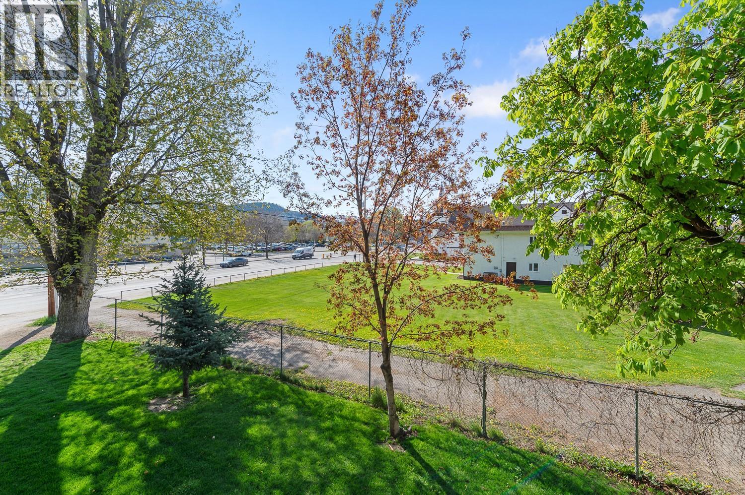 208 770 Rutland Road, Kelowna