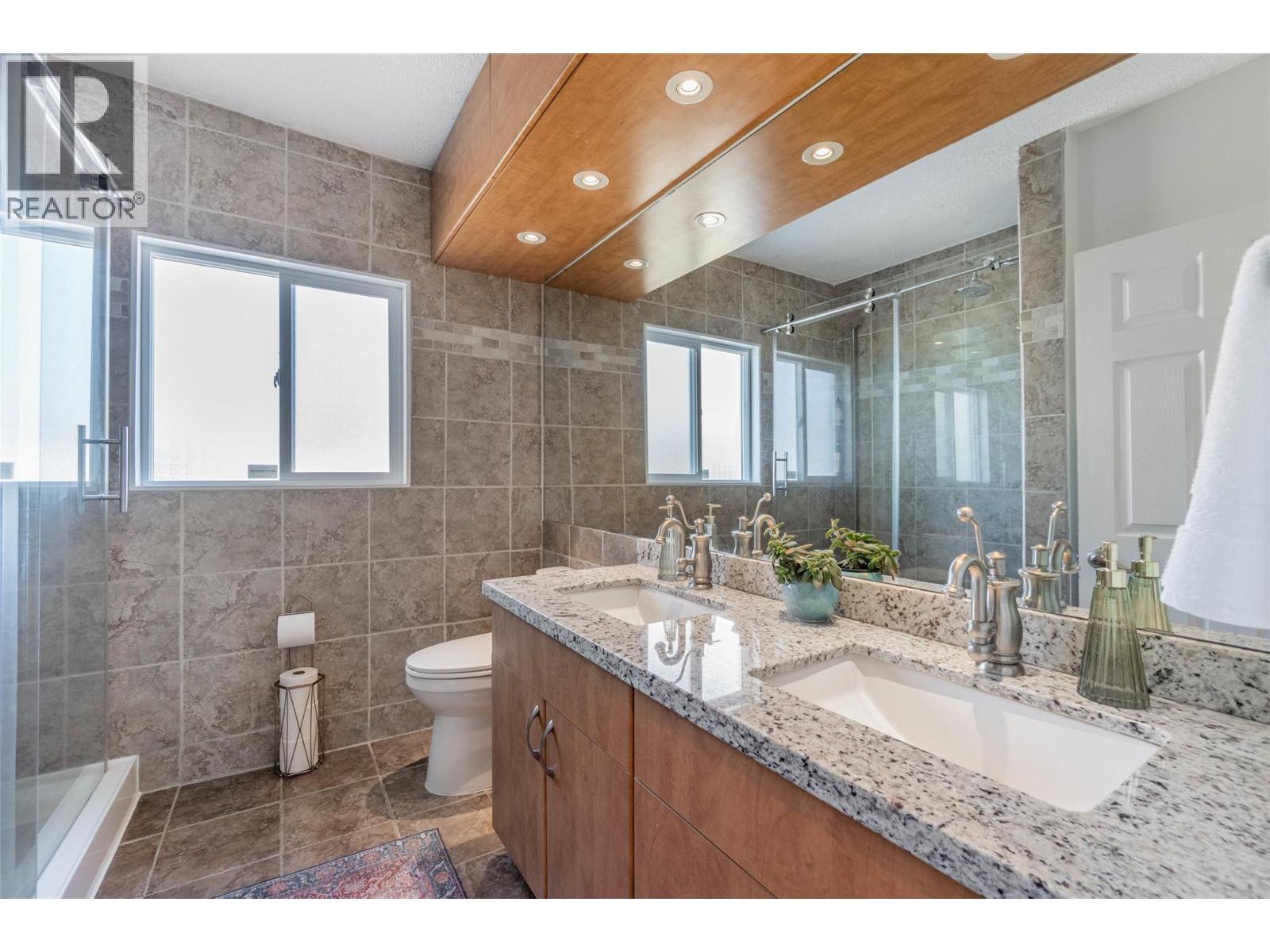 860 Fairview Road - 29