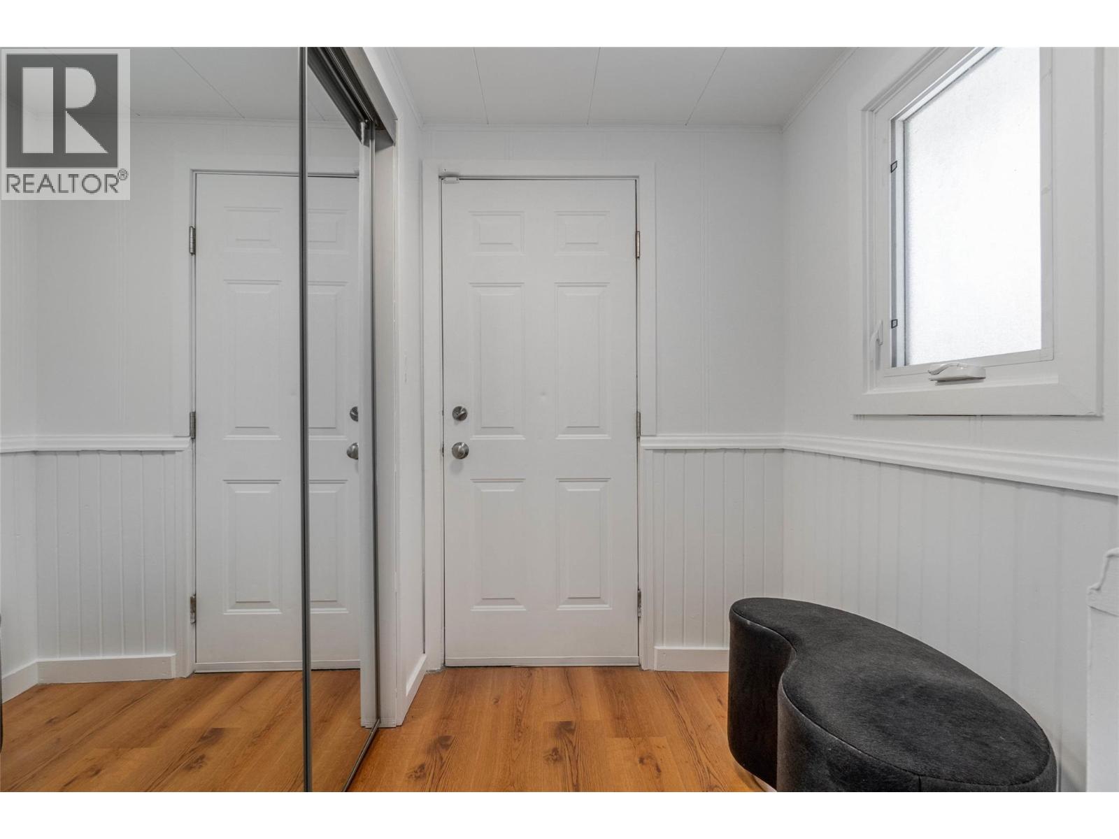 860 Fairview Road - 35