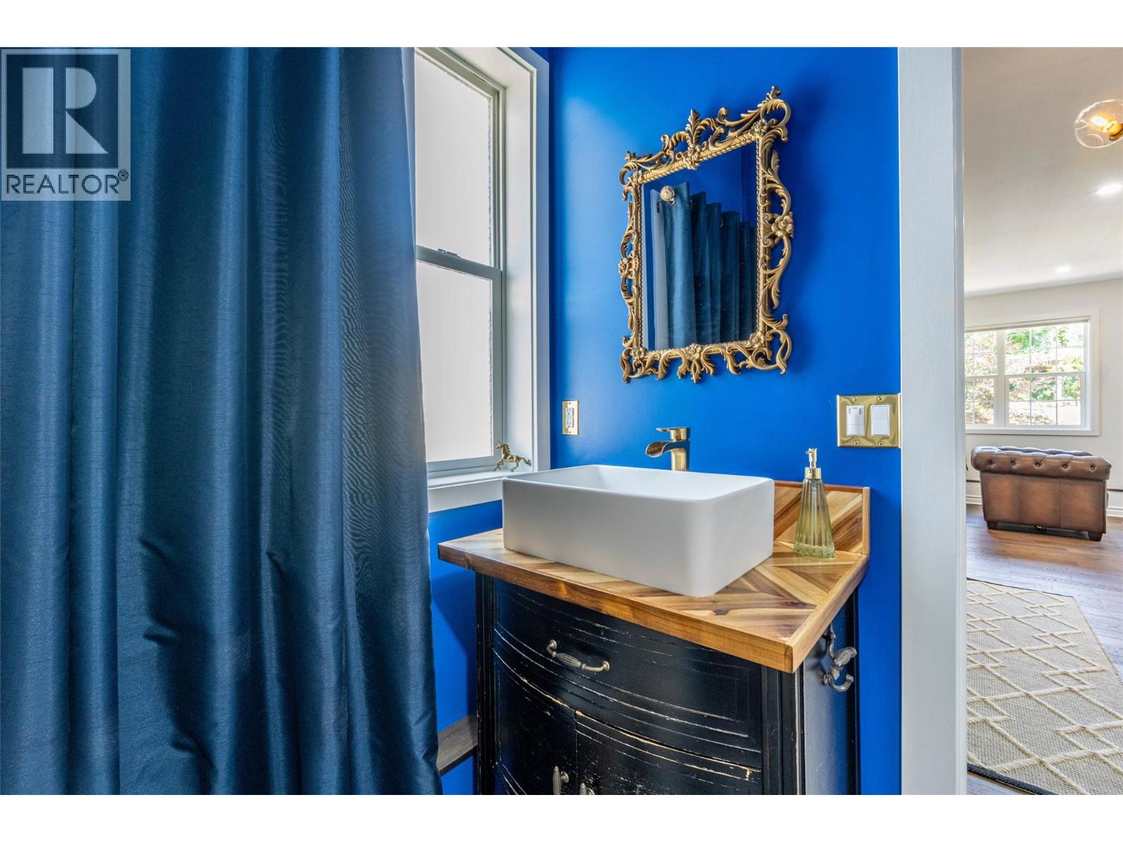 860 Fairview Road - 48