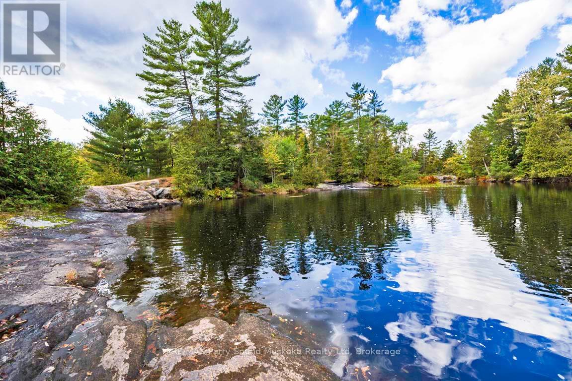 37 LYNBERRY DRIVE - Photo 2 of 47, Seguin, Ontario