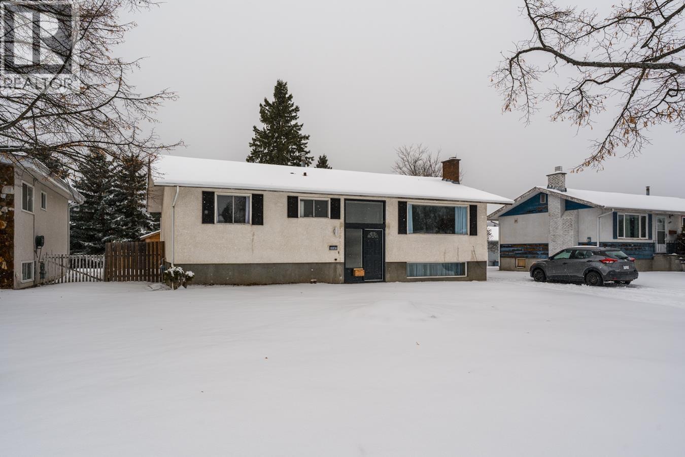 1107 BEDNESTI CRESCENT - Photo 2 of 40, Prince George, British Columbia