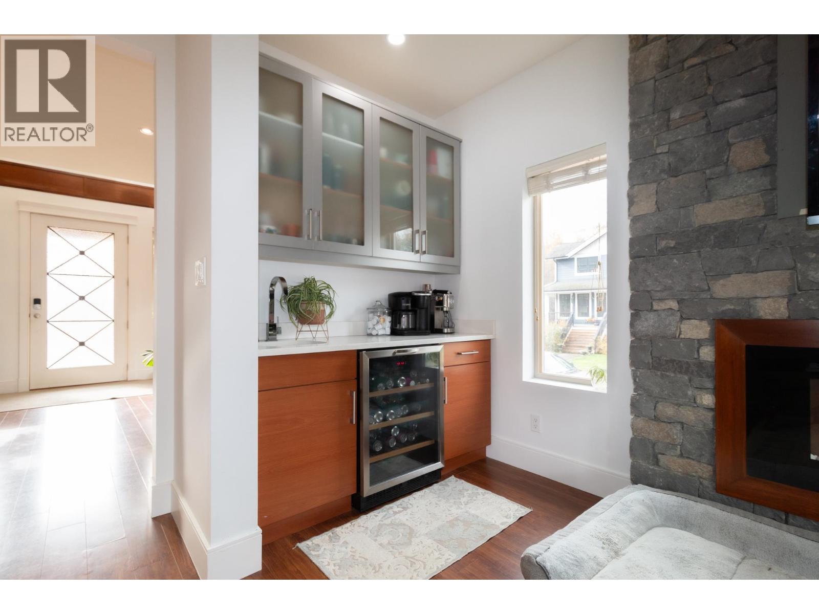 39010 KINGFISHER ROAD, Squamish