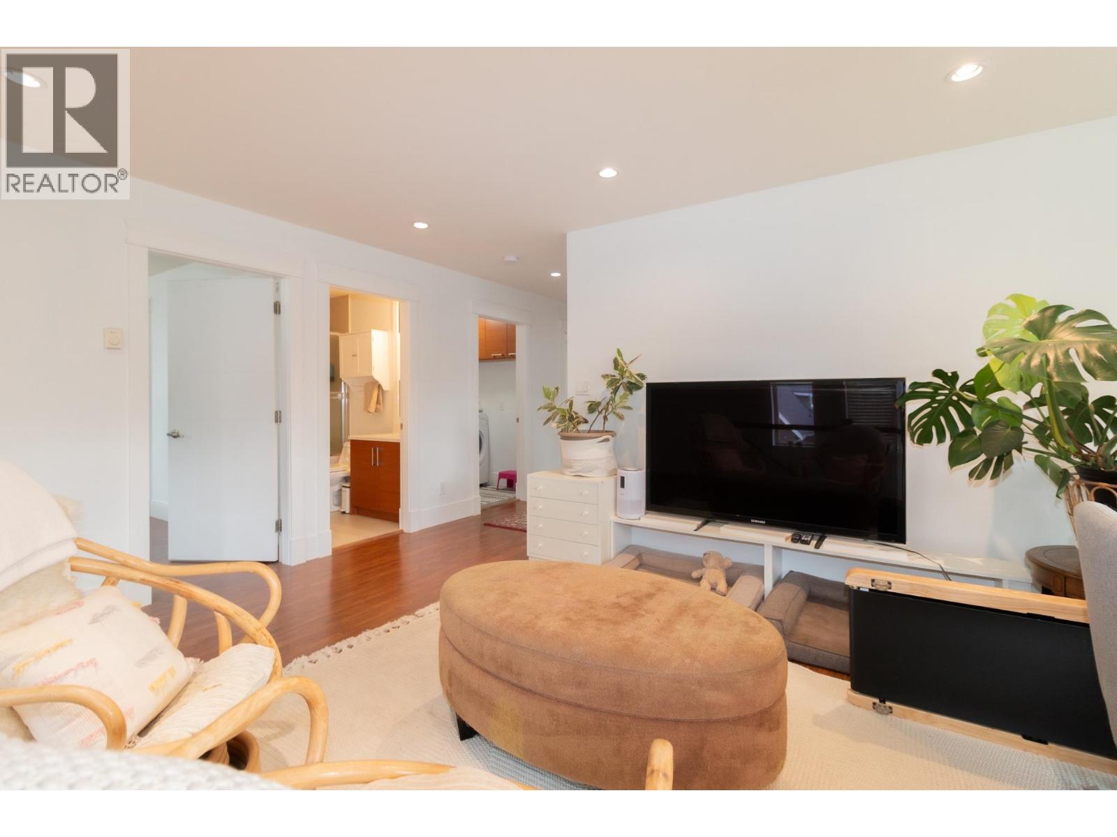 39010 KINGFISHER ROAD, Squamish