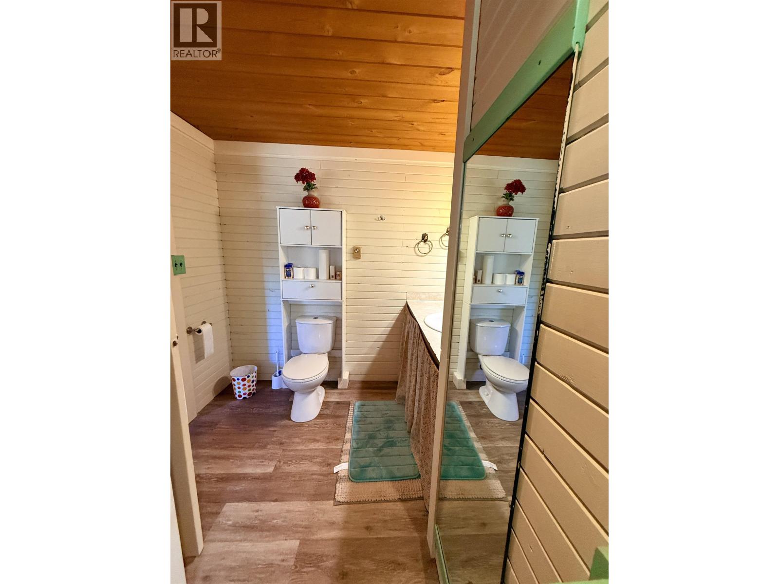 2875 SPOUT LAKE ROAD - 36