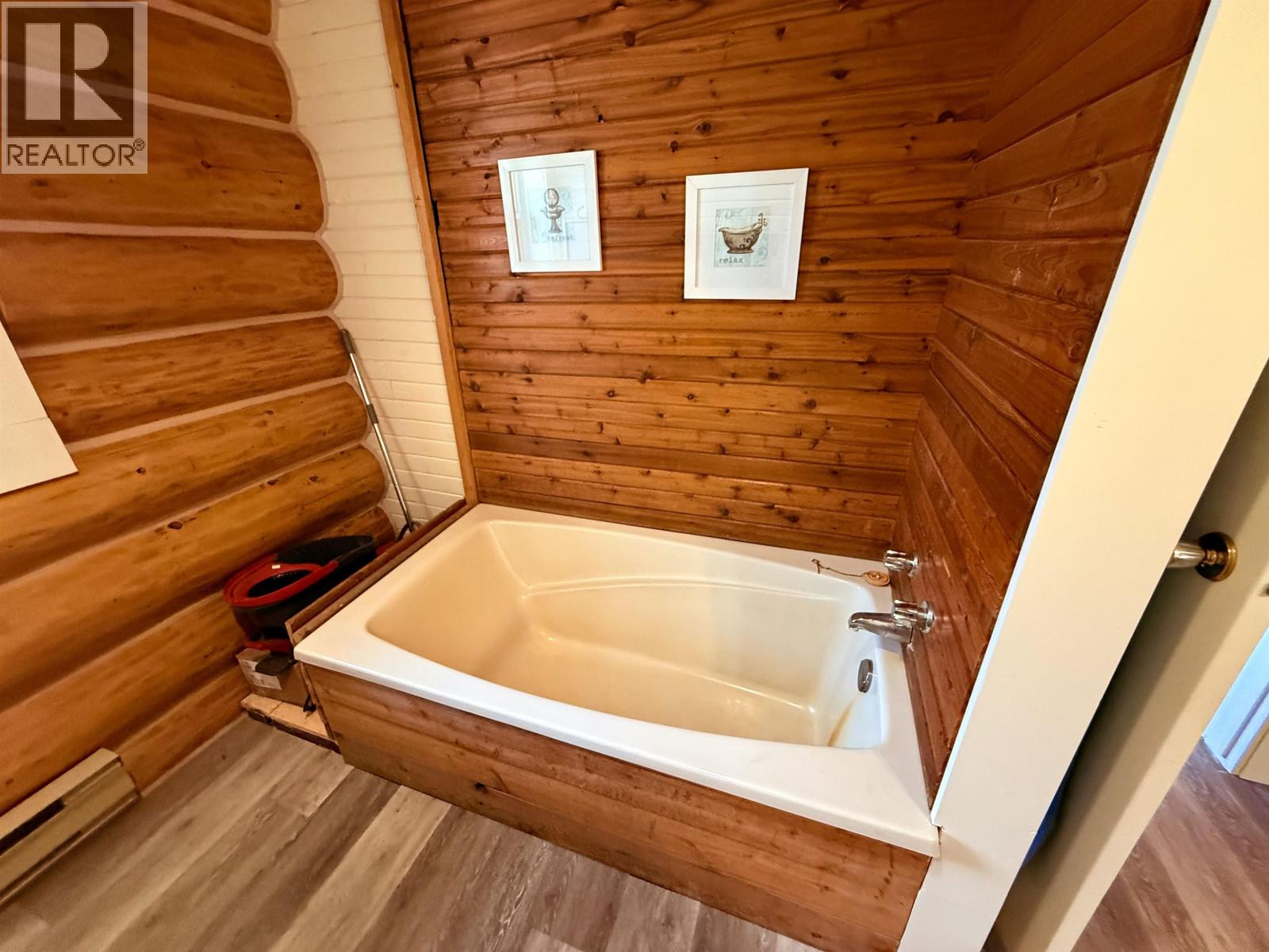 2875 SPOUT LAKE ROAD - 35