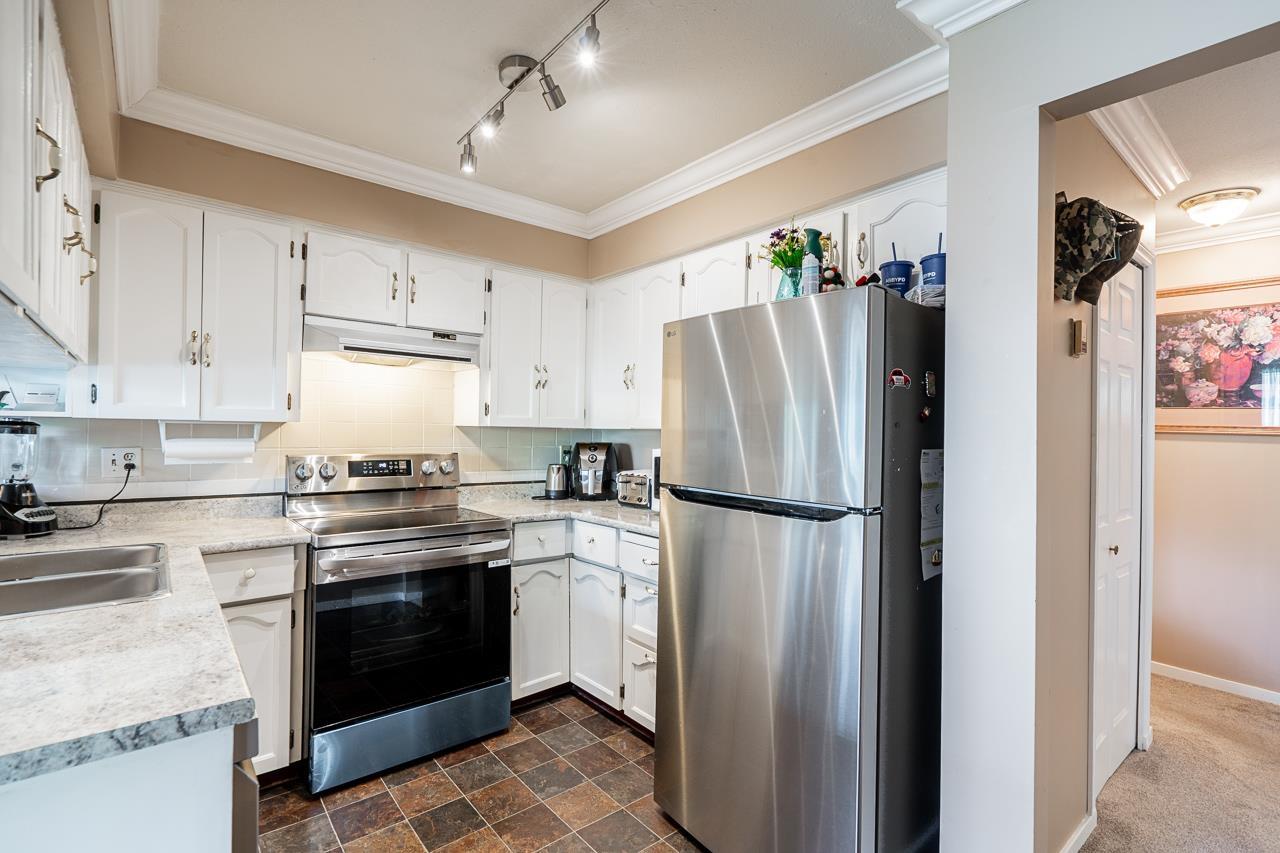 134 31955 OLD YALE Road - photo 2