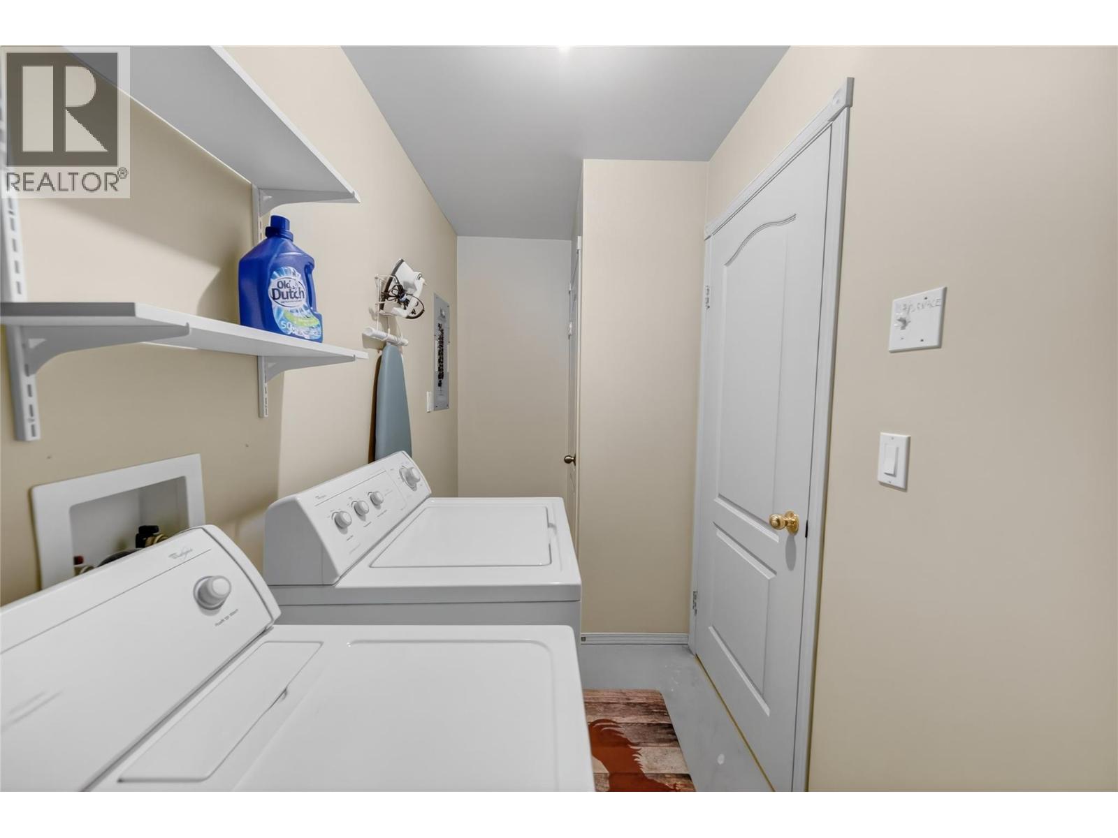 #438 400 Riverside Way - 39